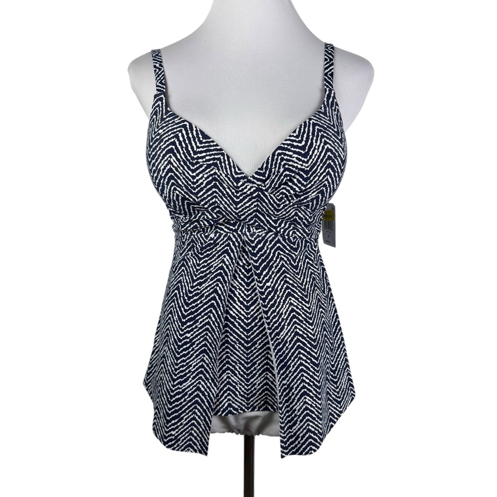 Leilani Navy Blue White Chevron Patterned Swim Tankini Top Padded Women's 8 NEW